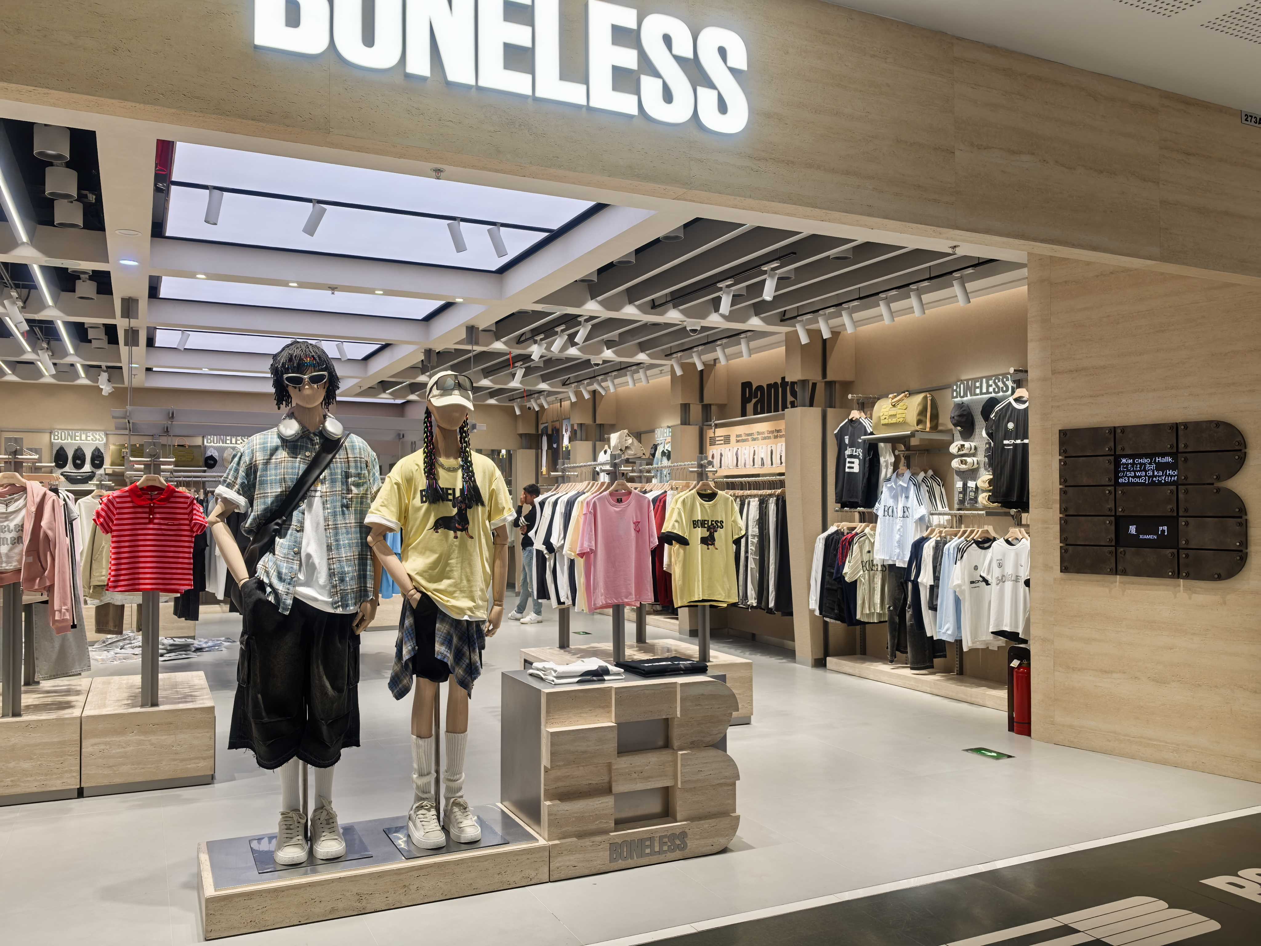 Client-supplied retail interior installation